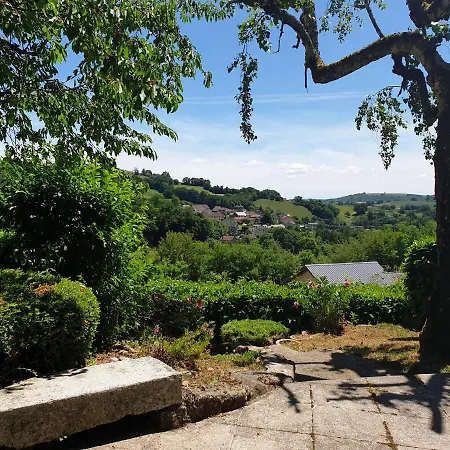 Le Refuge D'eline, Maison De Campagne Sud Cantal Hotel *